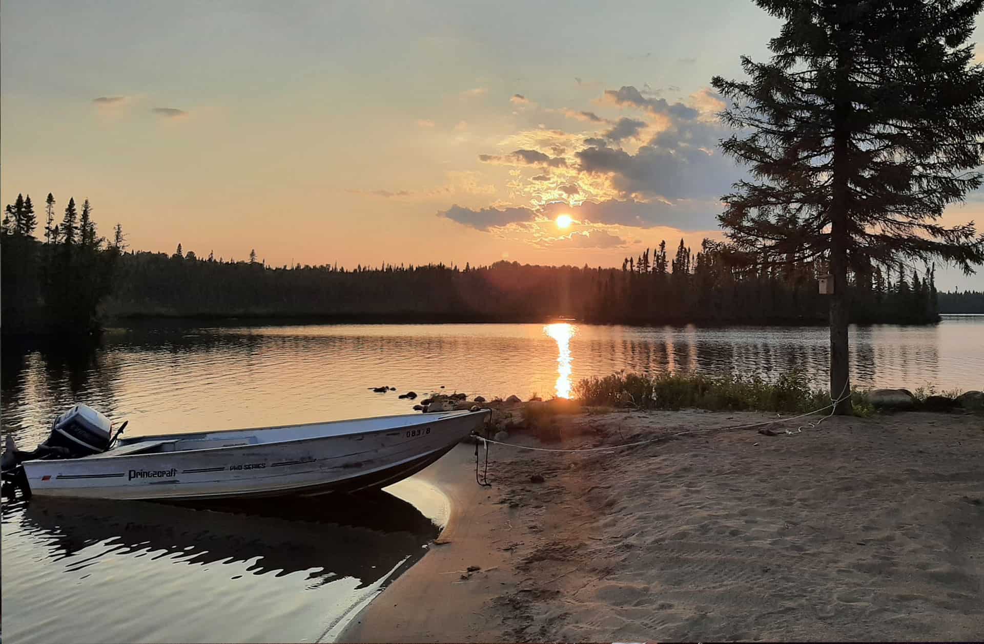Par temps dégagé les couchers de soleil sont tout simplement mémorables.